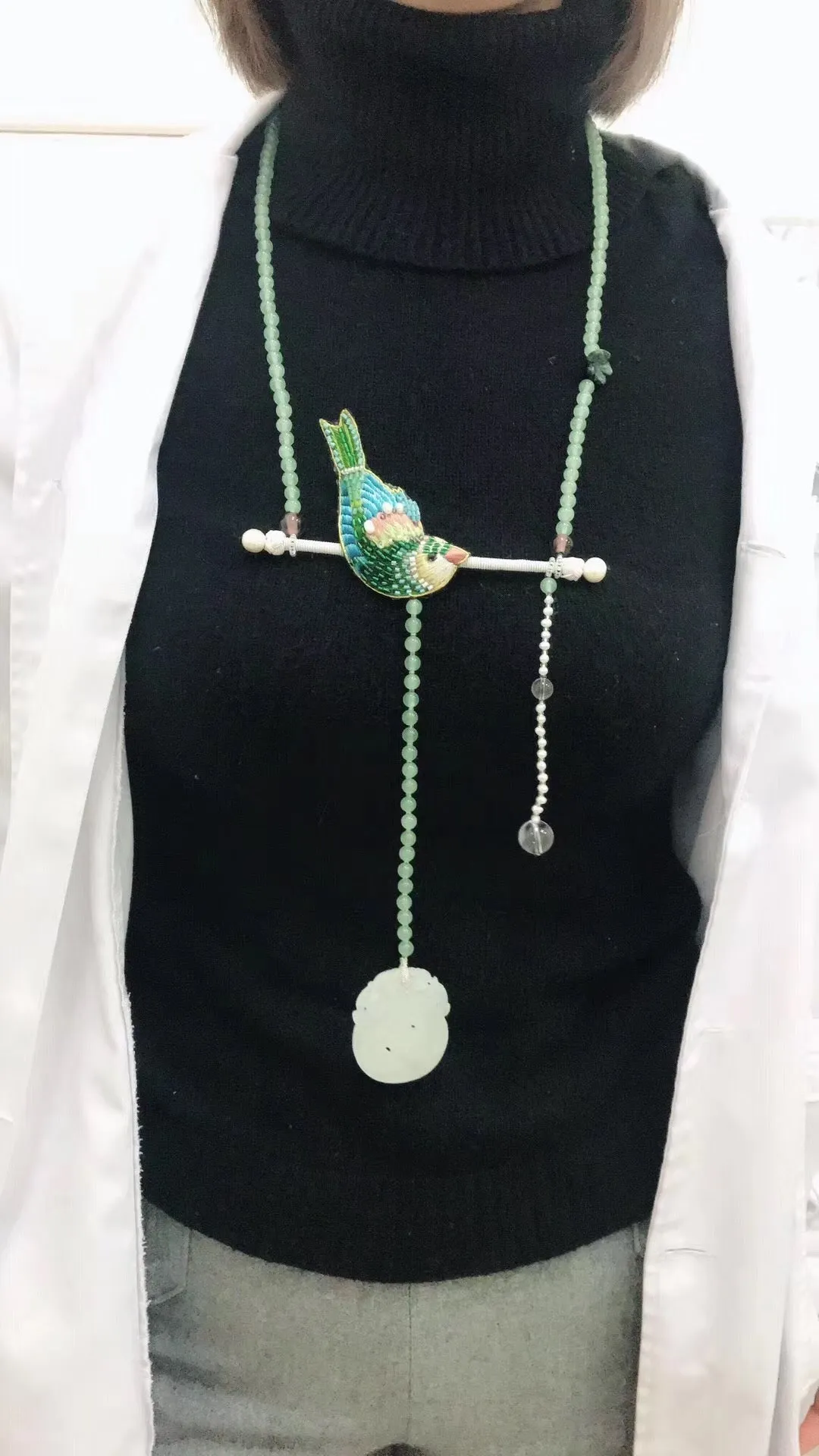 Hand mandarin ducks embroidery jade necklace sweater chain jewelry retro Chinese style