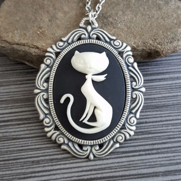 Handmade Oxidized Silver Victorian Kitty Cameo Necklace