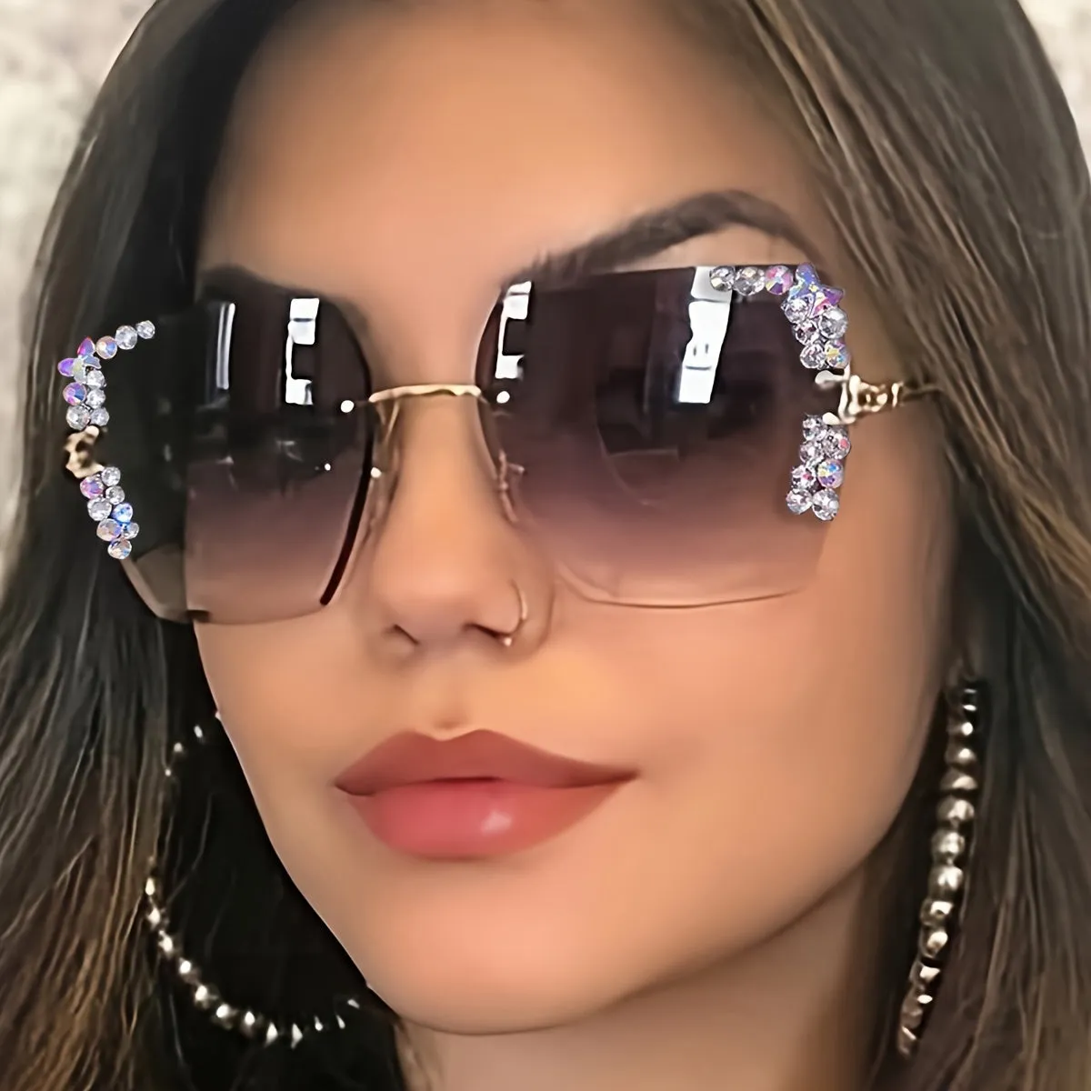 Luxury Rhinestone Fashion Glasses - Dazzling Frame with Advanced Anti-Glare and UV Protection - Perfect for Driving and Beach Travel, Unisex Design for Women and Men