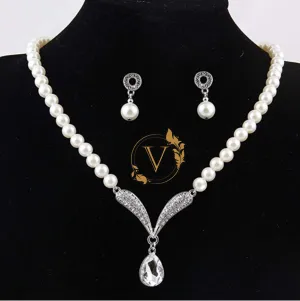 Pearl Necklace & Earring Set