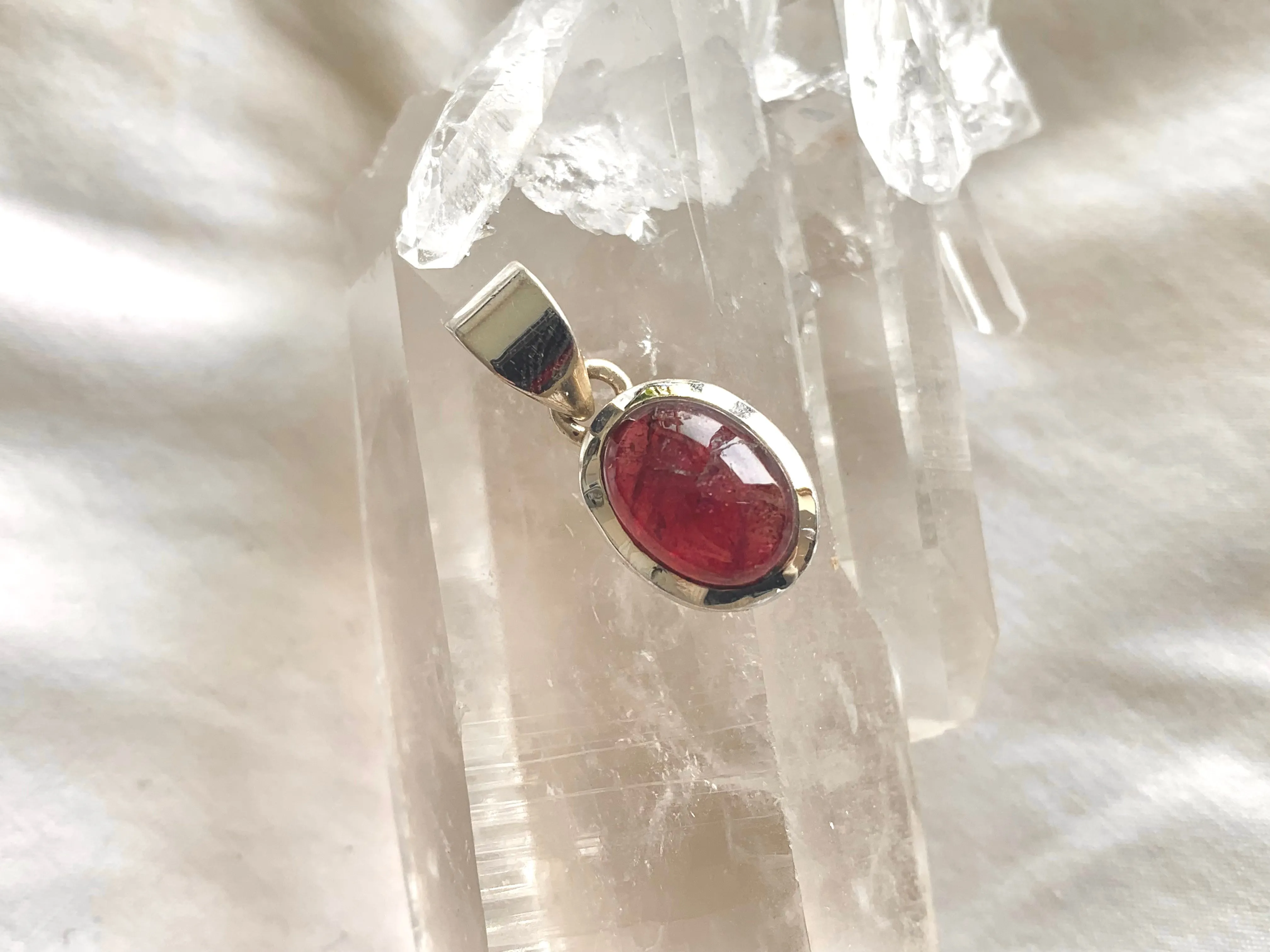 Pink Tourmaline Naevia Pendant - Small Oval