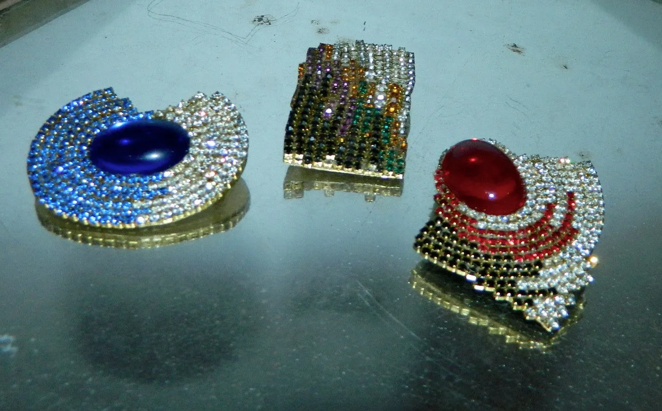 vintage 1980s rhinestone brooches / Randy B. Lang artist signed pins OOAK